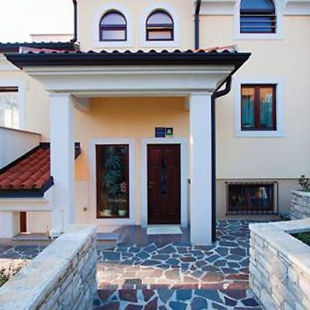 Apartments Villa Teuta Умаг Екстер'єр фото
