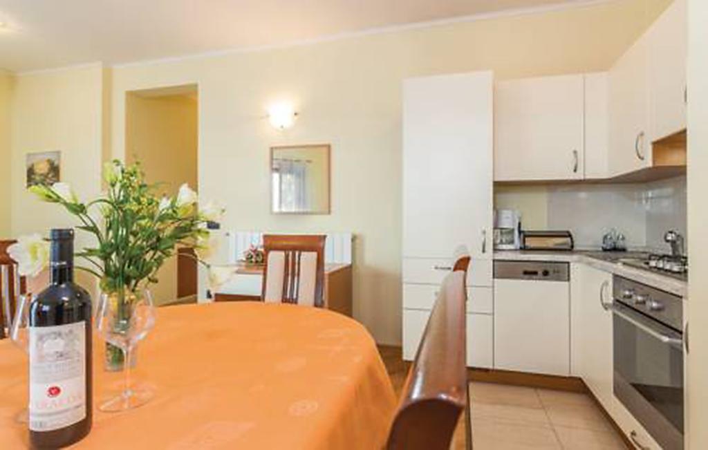 Apartments Villa Teuta Умаг Екстер'єр фото