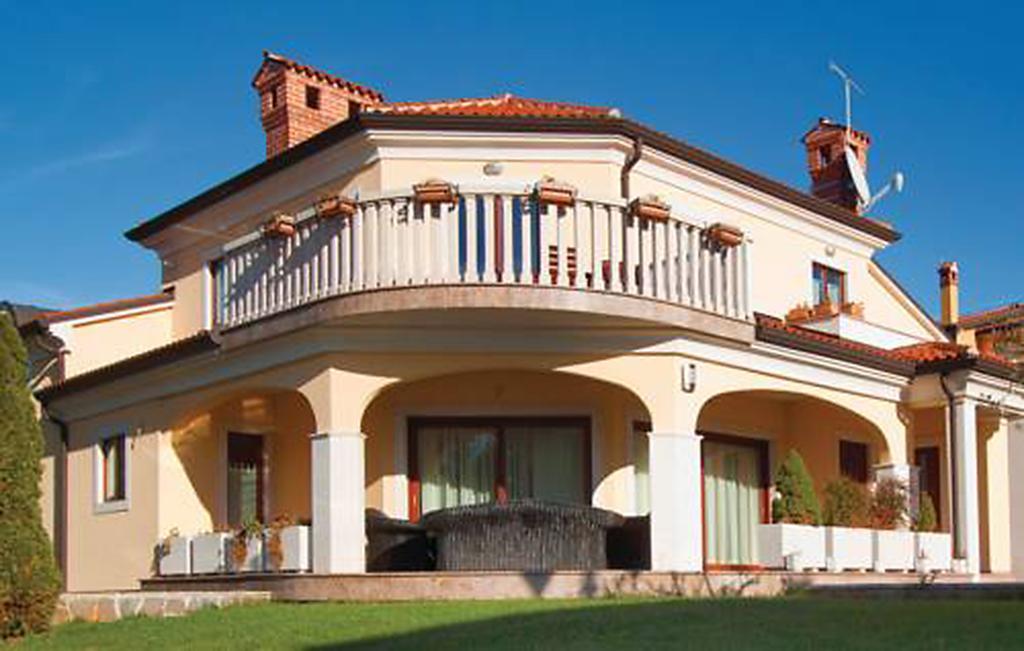 Apartments Villa Teuta Умаг Екстер'єр фото